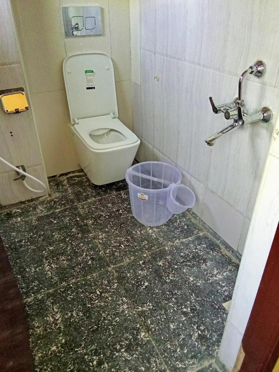 Hotel Titanium Tower Chennai Extérieur photo