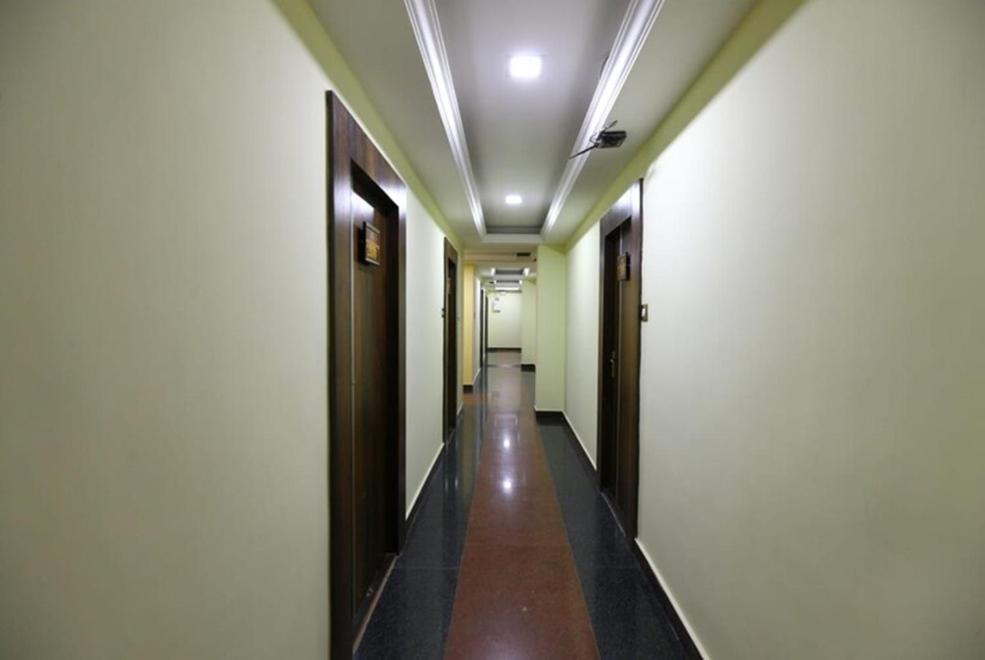 Hotel Titanium Tower Chennai Extérieur photo