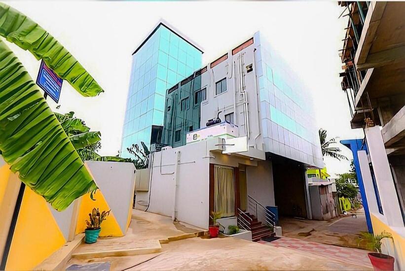 Hotel Titanium Tower Chennai Extérieur photo
